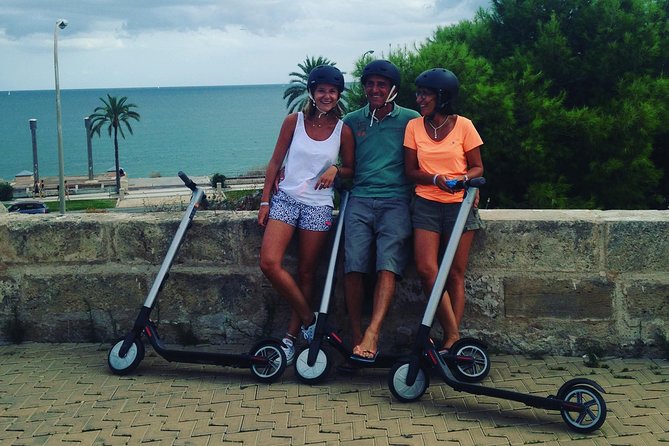 1 Hour Electric Scooter Tour in Palma - How the guide shapes the experience