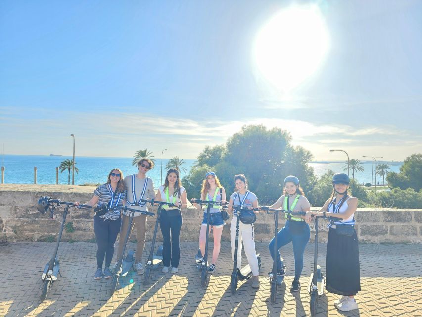 1 Hour Electric Scooter tour in Palma de Mallorca - One hour through Palma’s historic center