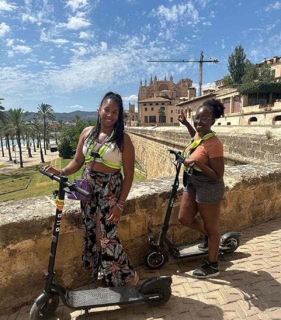 1 Hour Electric Scooter tour in Palma de Mallorca - Starting at Greentours Palma