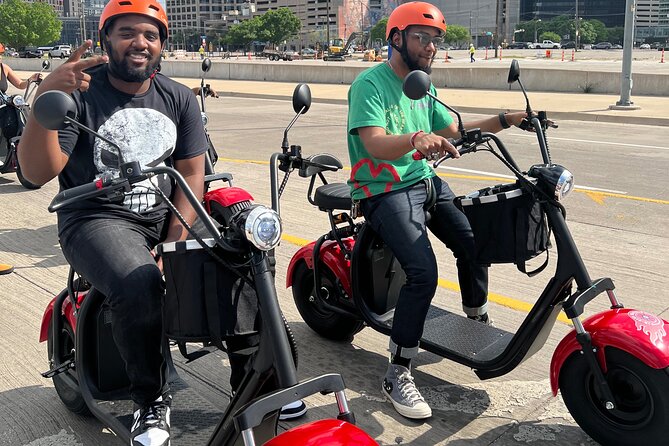 1-Hour Fat-Tire Scooter Rental in Dallas - Learning to handle the fat-tire scooter