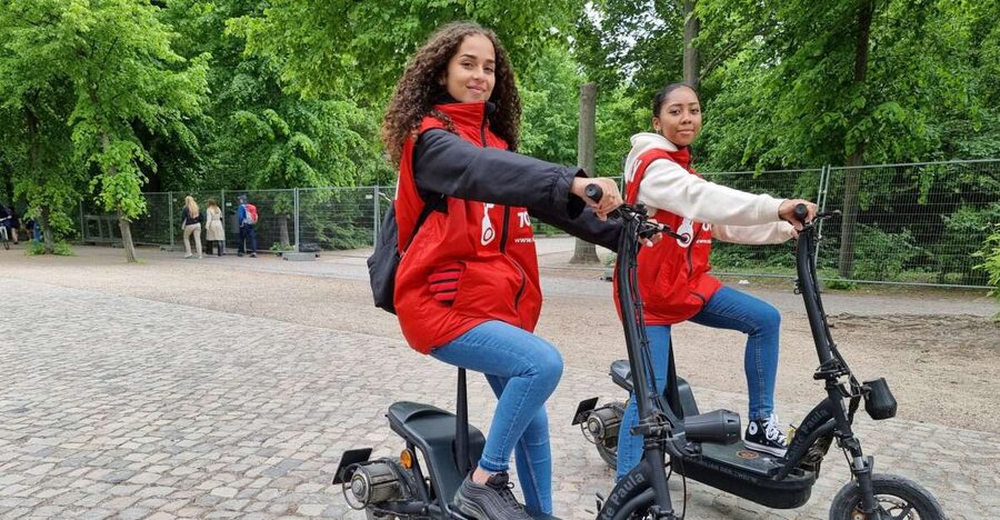 2-H Berlin: Top Sights Guided E-Scooter Tour - Why a scooter works well for Berlin’s big sights