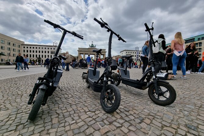 2 Hours E-Scooter Tour - A fast way to get your Berlin bearings