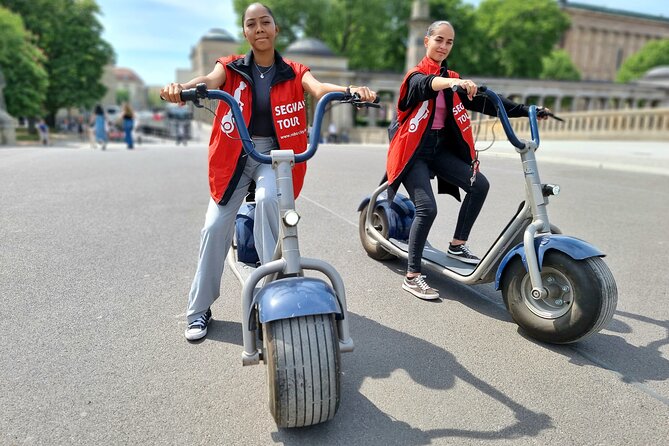 2 Hours Guided Hamburg E-Scooter Tour - Commentary, pace, and the guide