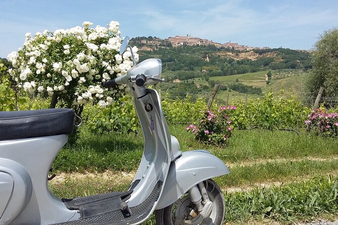 3-Hours Vespa Tour in the Tuscan Hills - Starting at Piazza Grande in Montepulciano