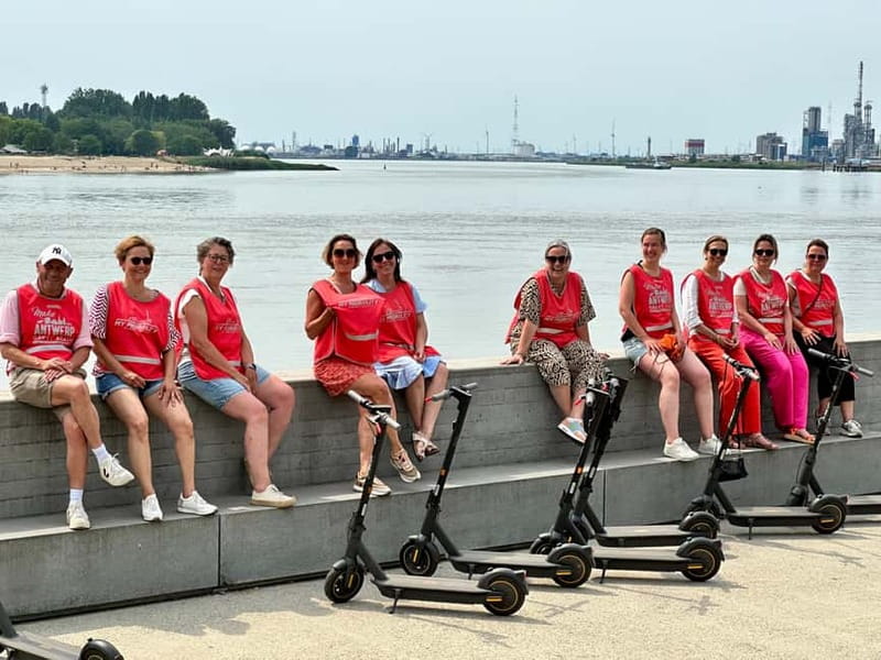 Antwerp: The Big Five City Highlights E-kickscooter Tour - Following the Scheldt River for wide views