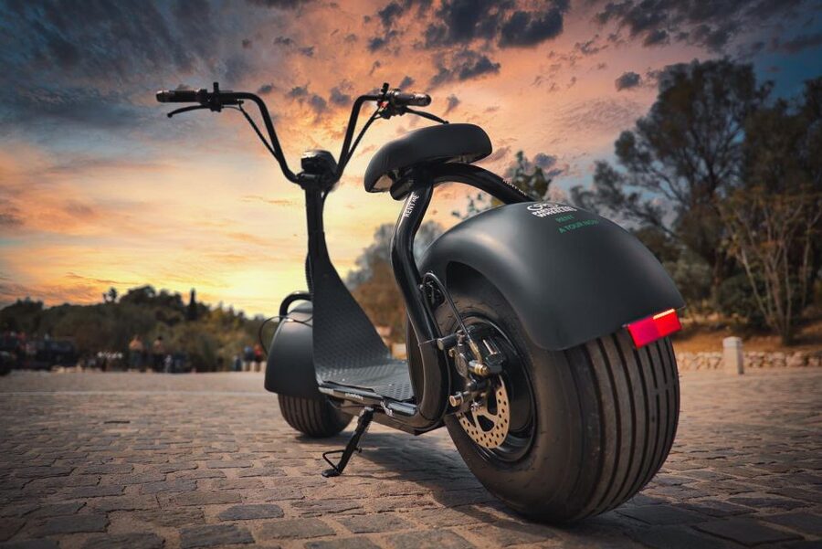 Athens: City Highlights Guided E-Scooter Tour - Starting at Rovertou Galli 69