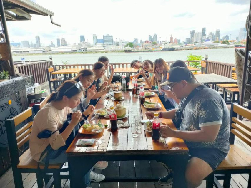 Bangkok: Bang Kachao E-Scooter Jungle Tour - Lunch at Bang Namphueng Floating Market