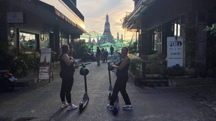 Bangkok: City Highlights Electric Scooter Tour - The Big Swing and Bangkok’s old ceremonial quarter
