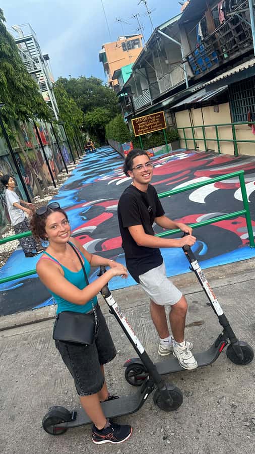 Bangkok: City Highlights Electric Scooter Tour - What the back streets add, and where they fall short