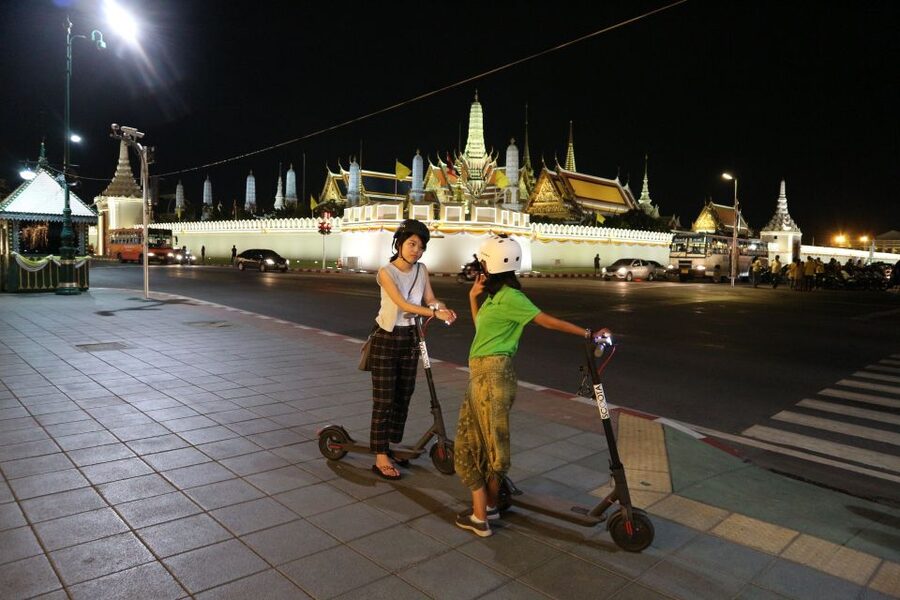Bangkok: E-Scooter Night Tour with Local Street Food - Starting at Jamming Thailand Tours