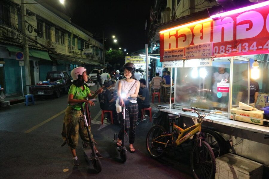 Bangkok: E-Scooter Night Tour with Local Street Food - Wat Pho and the Grand Palace after dark