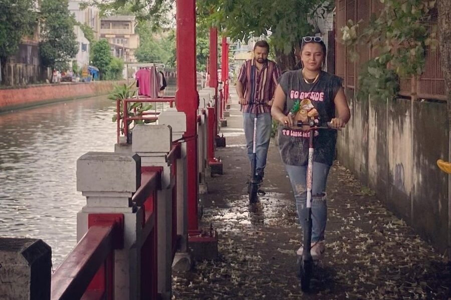 Bangkok : Old City Guided E-Scooter &/or Bike Tour - What the $32 price gives you