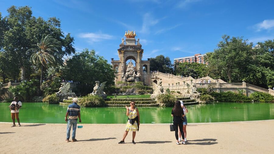 Barcelona: e-scooter and Bike tour - Is $51 a fair price?
