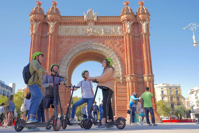 Barcelona Electric Scooter Tour - Arc de Triomf, Sagrada Família, and the first city views