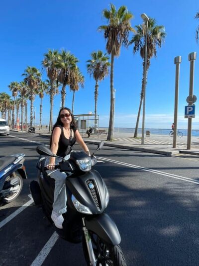 Barcelona Kick Start: 2-Hour Guided Scooter Tour