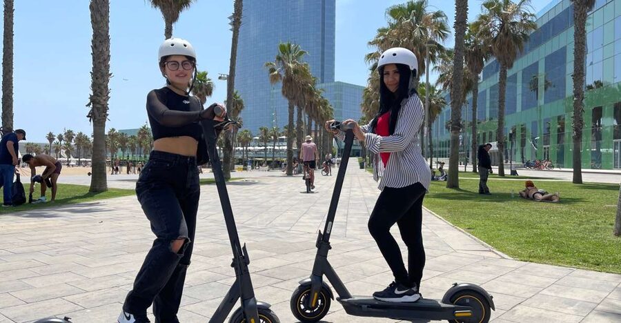 Barcelona: Panoramic eScooter Tour - Key points at a glance