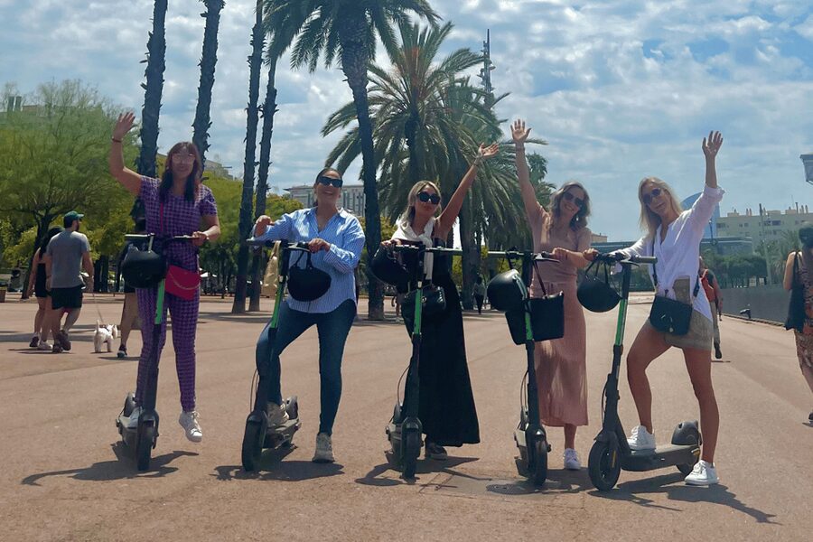 Barcelona: Private E-bike Tour or E-Scooter - Key points to know before you book