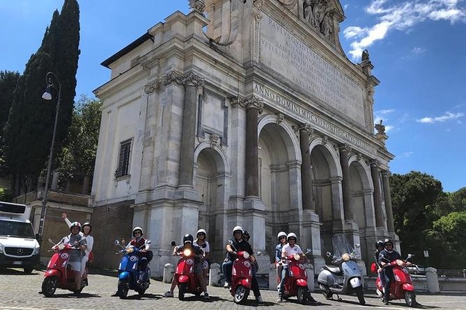 Beautiful Roma Tour on Vespa with Driver - Starting near Via Aureliana