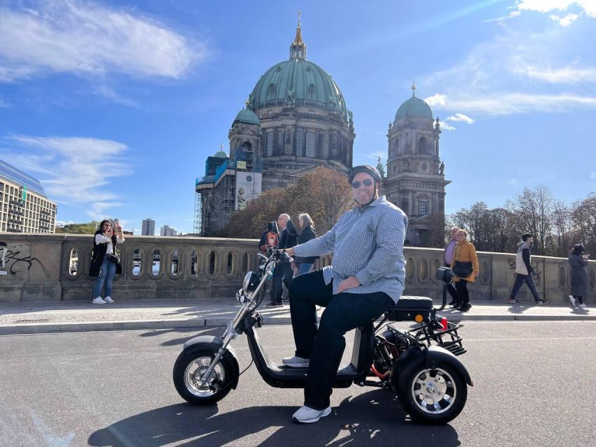 Berlin City: 2 Hour Guided Fat Tire E-Scooter Tour - Brandenburg Gate and the Reichstag: Berlin’s grand civic center