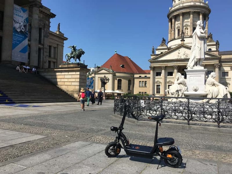 Berlin: Thrilling E-Scooter Adventure Tour - Two hours or closer to three?