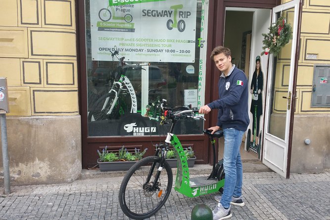 Best Prague Viewpoints: Guided E-Scooter Tour - Lesser Town, Strahov, and the route between hills