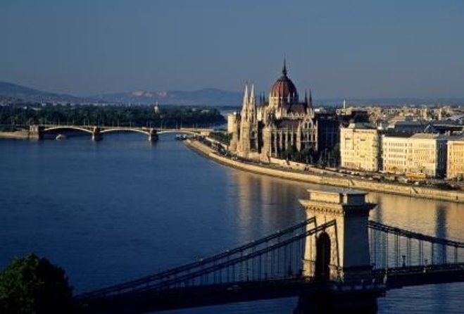 Budapest Small-Group Guided Tour on MonsteRoller e-Scooter - Key points to know before booking