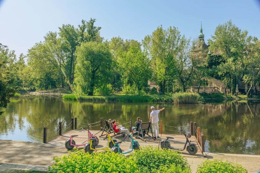 Budapest: Small-Group MonsteRoller E-Scooter Tours - Key points before you book