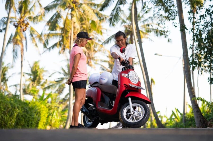 Canggu: Scooter Lesson with Professional Instructor - My honest take on the safety value