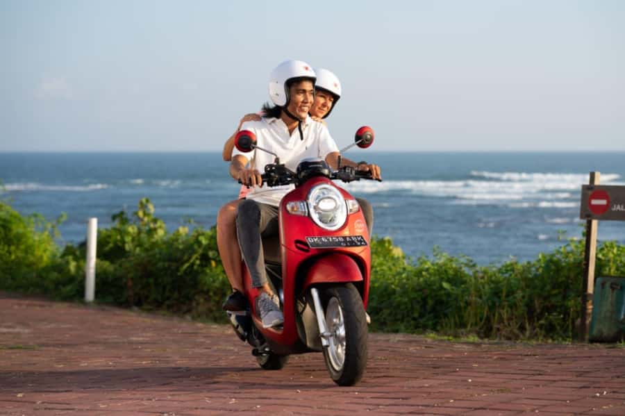 Canggu: Scooter Lesson with Professional Instructor - What the instructors do well