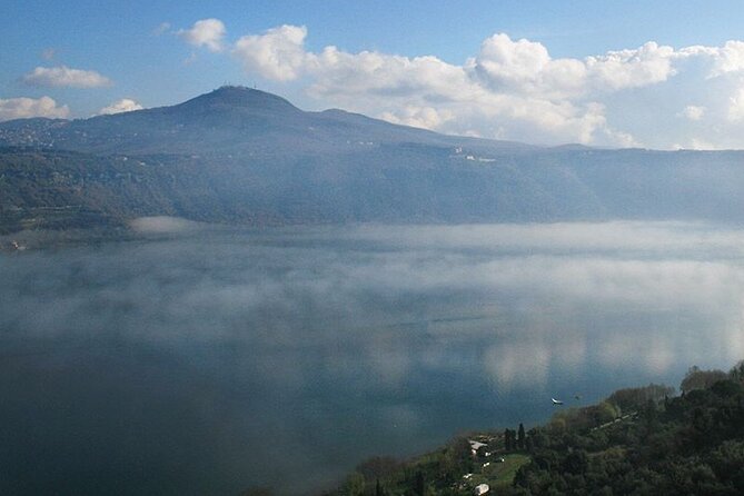 Castelli Romani Tour by Vespa - Castel Gandolfo and Lake Albano