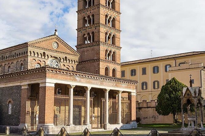 Castelli Romani Tour by Vespa - Villa Aldobrandini and Villa di Massenzia