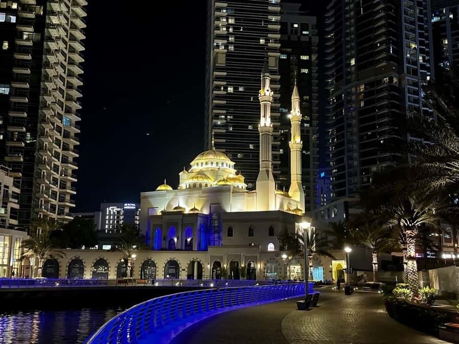 Dubai: E-Scooter Guided Tour of Marina, JBR & Bluewaters - Starting at Dorrabay with a short practice session