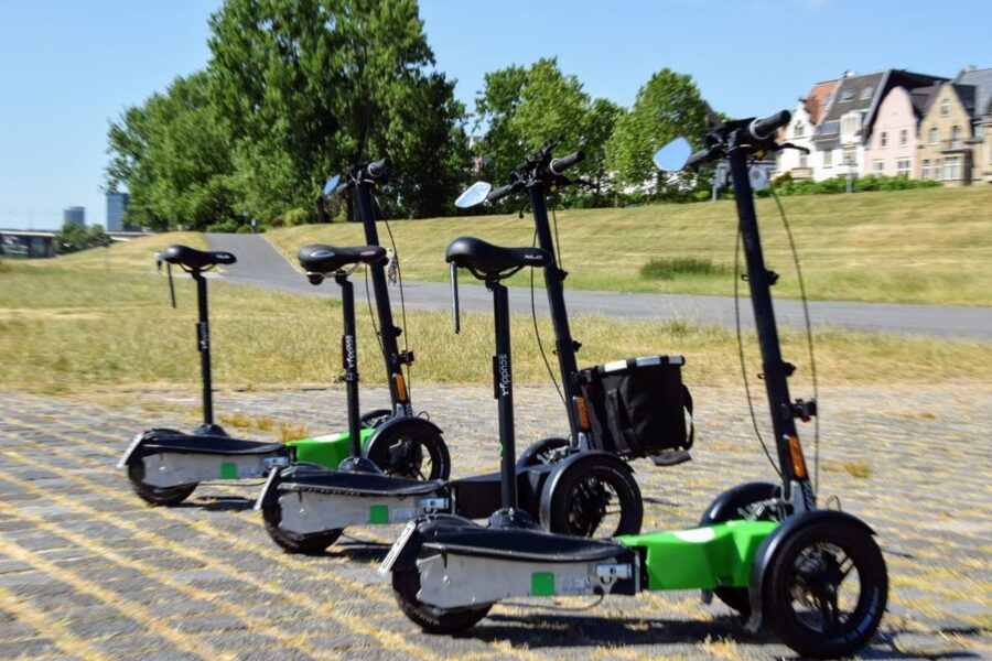 Düsseldorf: E-Scooter City Tour - What the guide style is really like