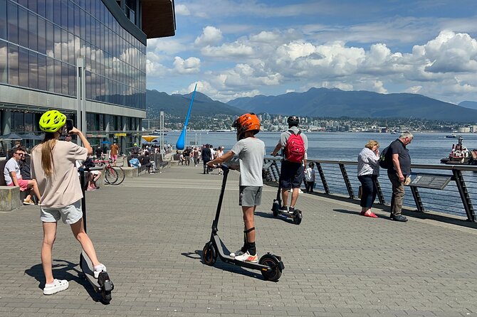 E-scooter & EUC guided tour to the secret spots in Vancouver - False Creek and Science World: finishing beside the water