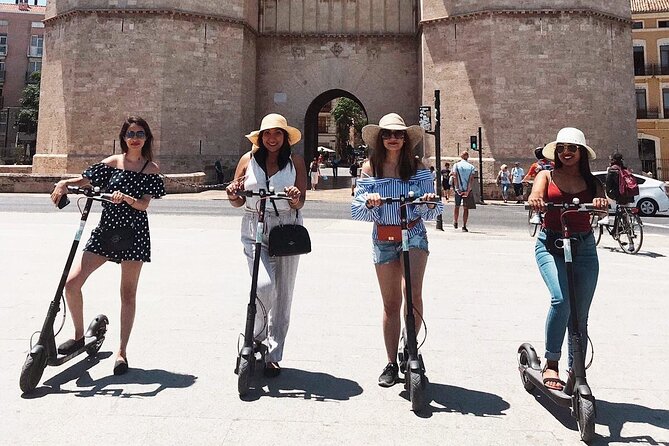 E-Scooter Grand Valencia Private Tour - Spending time at the City of Arts and Sciences
