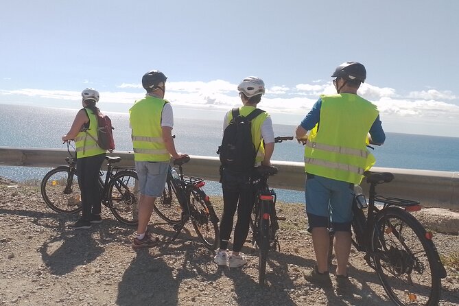 e-Scooter or e-Bike Maspalomas Tour+Visit Western Town Sioux City - A compact coastal ride with a very different finale