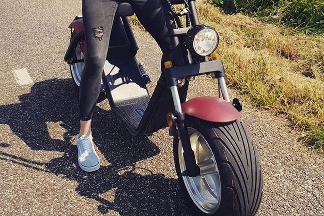E-scooter rental Volendam - Countryside of Amsterdam - Price, value, and the important catch