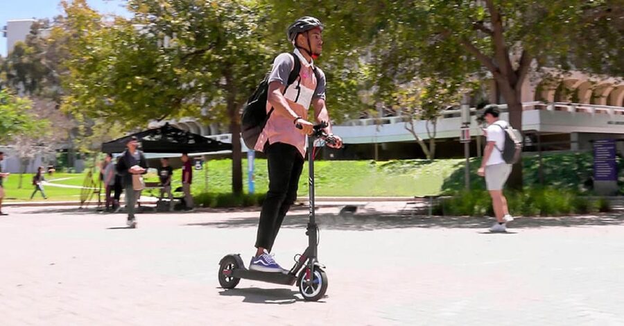 e-Scooter Step Kickstart Guided Tour: Sightseeing Maspalomas - Lorenzo and the value of a local guide