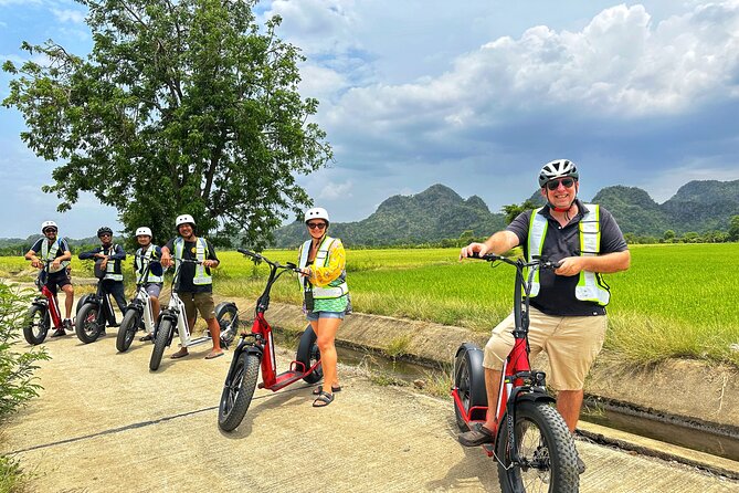 E-Scooter Tour in Kanchanaburi - Finishing at the River Kwai Bridge
