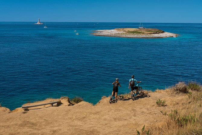 Electric Off-Road Scooter Tour in Pula - Snacks, water, helmets, and GoPro photos