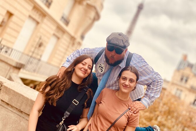 Electric Scooter Guided Tour of Paris - The Louvre without spending the day inside