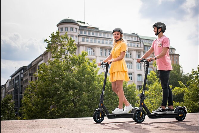 Electric scooter rental in Paris Full Day - Who will enjoy this most?