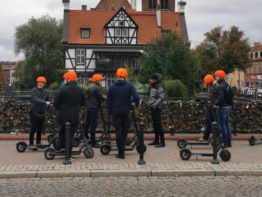 Electric Scooter Tour: Full Tour (Old Town + Ostrów Tumski) - What the Guides Add
