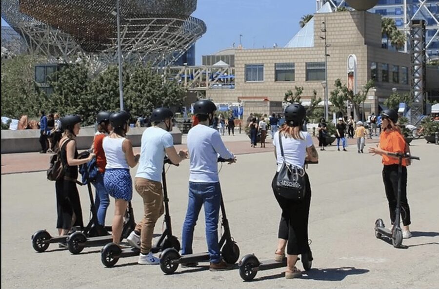 Electric Scooter Tour: Full Tour (Old Town + Shipyard) 3hour - Key points at a glance