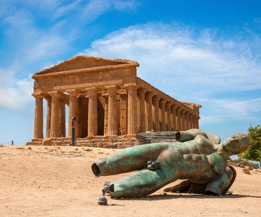 Electric scooter tour inside the Valley of the Temples Agrigento - Entering the archaeological area before the ride