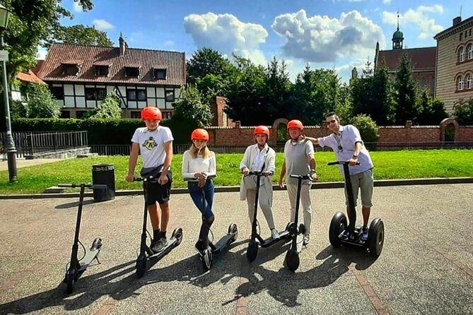 Electric Scooter Tour: Old Town Tour - 2-Hours of Magic! - Wawel Castle and the city’s royal story
