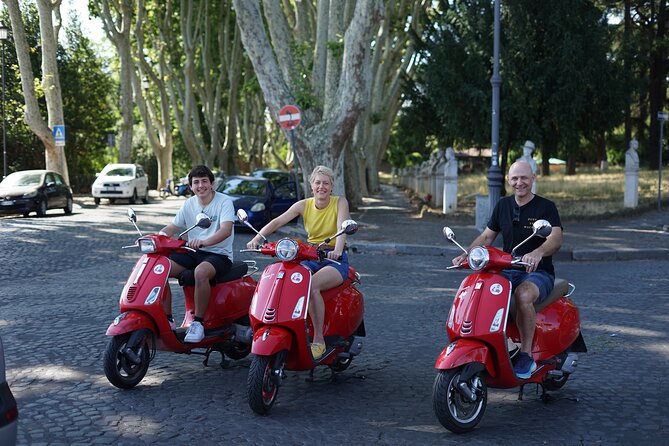 Explore Rome by Vespa With Pick up and Drop Off - Why a passenger Vespa is a smart way to see Rome