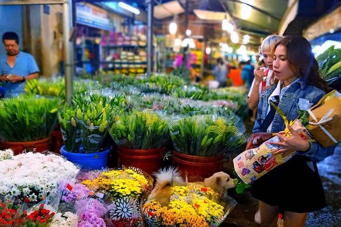 Exploring Saigon by Scooter, Day or Night - A four-hour food tour through Saigon after dark