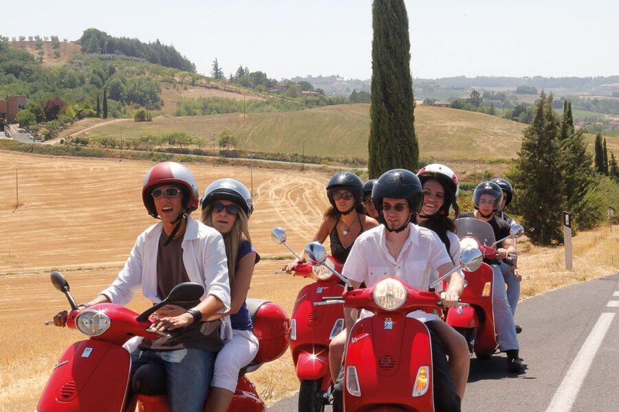 Florence/Badesse: Tuscany Group Vespa Tour with Wine Tasting - Key points to know before booking