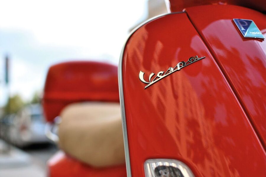Florence/Badesse: Tuscany Group Vespa Tour with Wine Tasting - Starting near Florence at Villa Costanza
